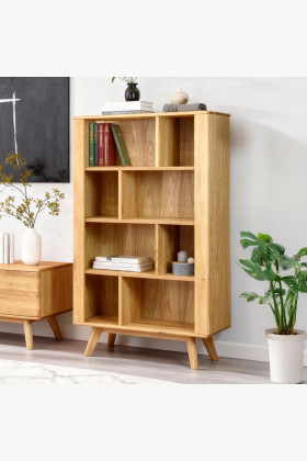 Dubový regál na nohách